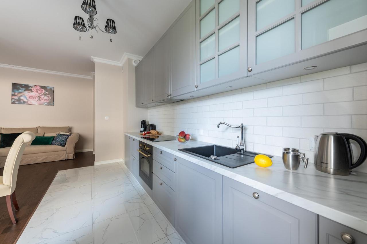 Kolska Serviced Apartments Varsovie Extérieur photo